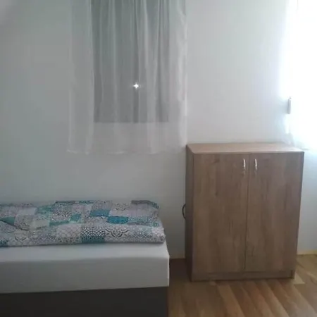 Vila A Fogado Vendeghaz *